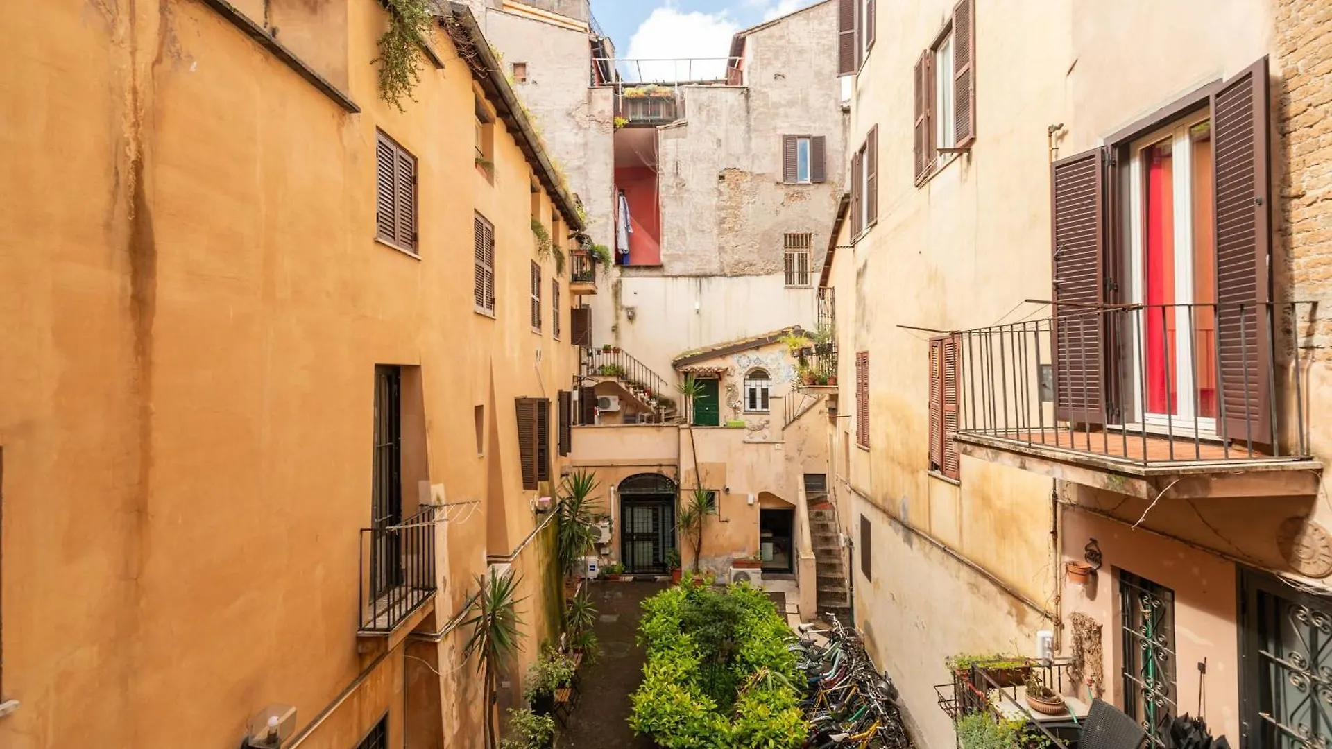 Apartment Campo De' Fiori Enchanting Attic Rome